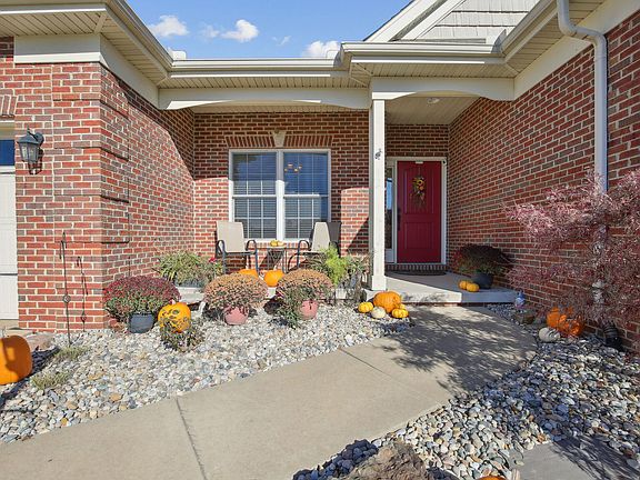 3rd image of 1705 Whisper Meadow Ln #1705