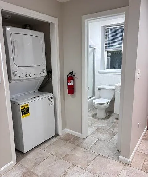 519 Park Ave #B — Photo 3