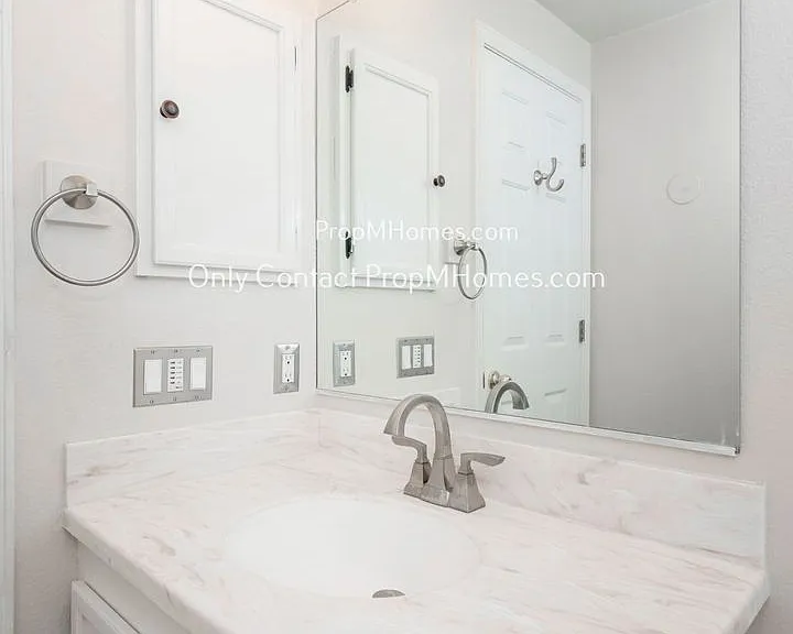 29490 SW Courtside Dr #15 — Photo 14