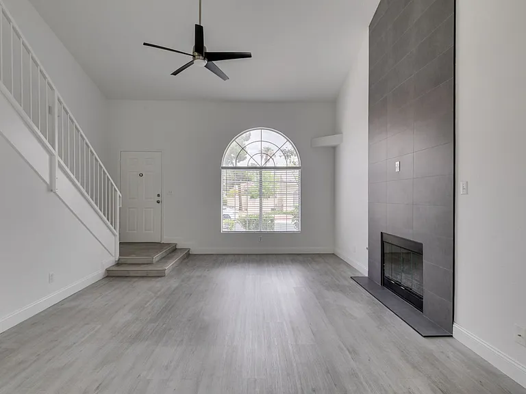 8449 Blue Island Ave — Photo 5
