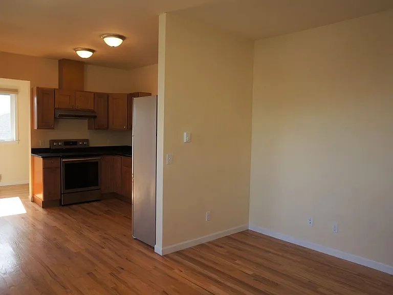 311 Aloha St, Seattle, WA 98109 — Photo 4