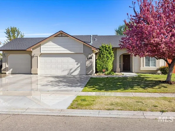 4388 Lochsa River Dr, Nampa, ID 83686