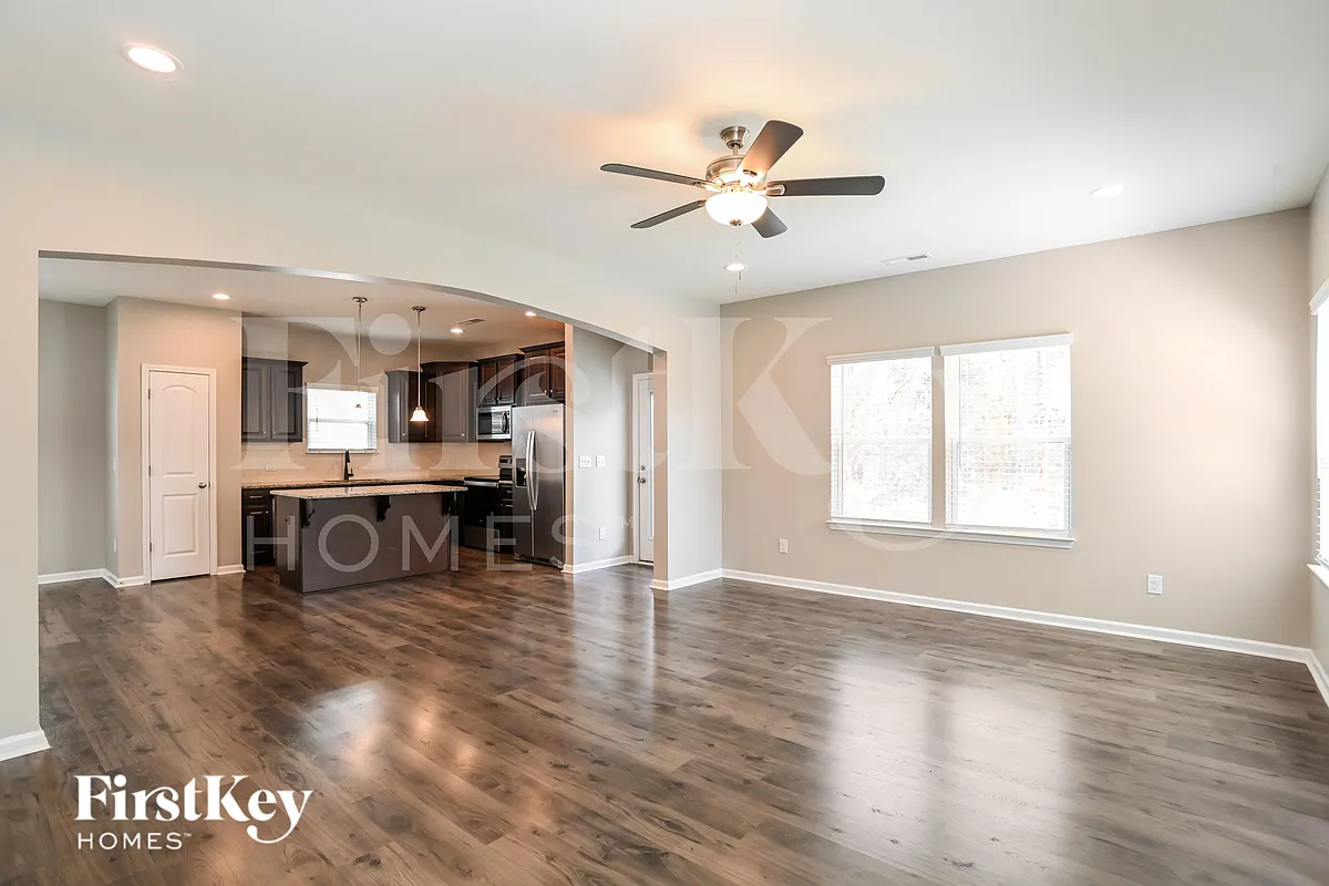 Building Photo - 1232 Scotch Meadows Loop
