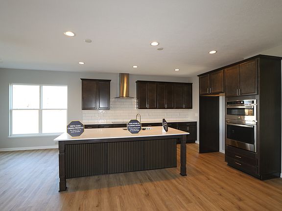 5th image of 10708 Oak Bend Blvd