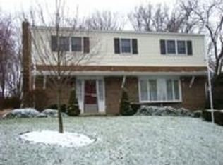9699 Shirley Dr, Allison Park, PA 15101