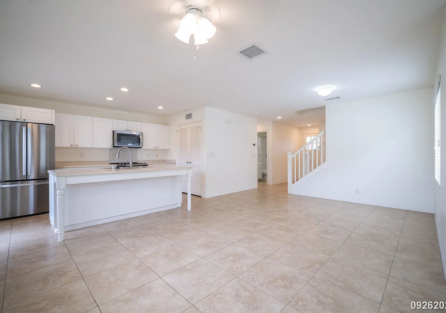 Available now! Hoakalei-Kuapapa 4 bdrm/3 bath in Ewa Beach — Photo 2