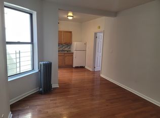 546 E 182nd St #31, Bronx, NY 10457