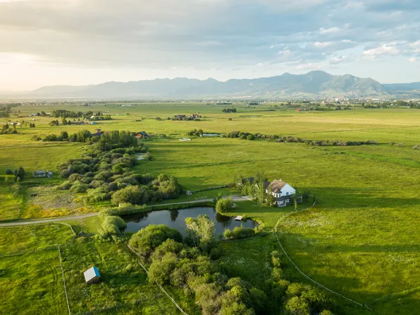 7570 Cottonwood Rd, Bozeman, MT 59718