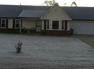 240 Country Meadow Ln, Drummonds, TN 38023