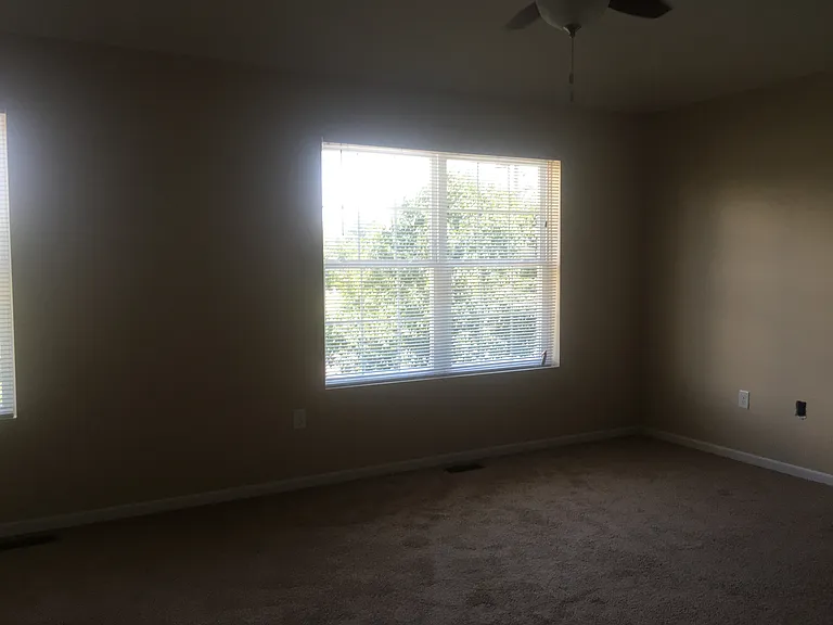 23001 Parkview Dr — Photo 16