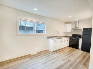 944 West St APT 1, Redding, CA 96001