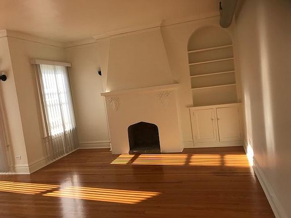 2nd image of 6825 S Clyde Ave #2N