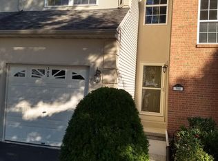 308 Hamilton Dr, Harleysville, PA 19438