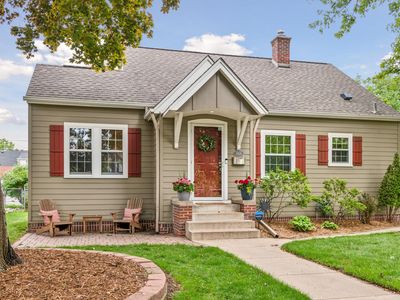 5824 10th Ave S, Minneapolis, MN, 55417