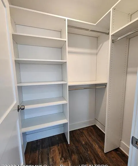 105 Summit Ave — Photo 14
