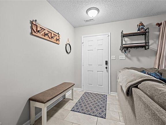 4th image of 6332 Hibiscus Ct