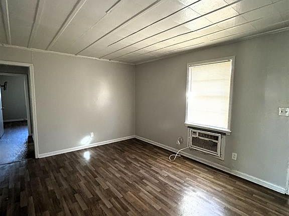 5th image of 4100 Broyles Ave SW APT 2
