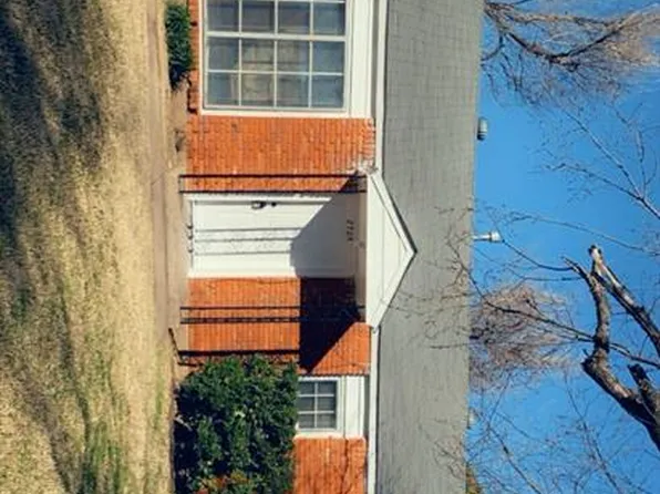 2505 NW Lincoln Ave, Lawton, OK 73505