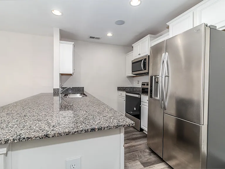 4155 Thimbleberry Dr — Photo 4