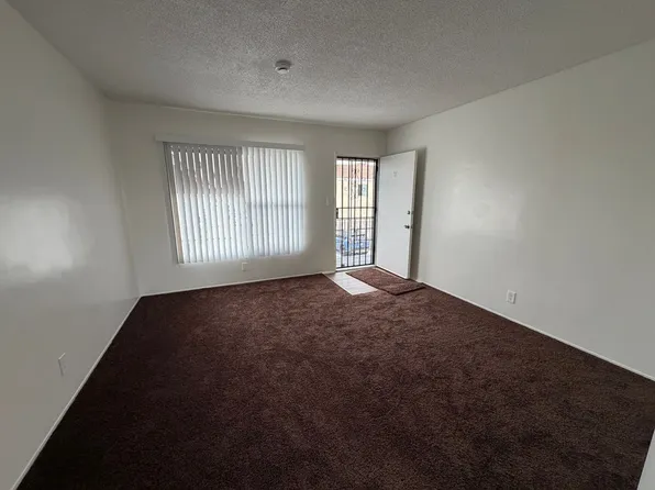 California 6900, 6900 California Ave #V, Bell Gardens, CA 90201