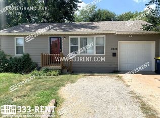 8928 Grand Ave, Kansas City, MO 64114