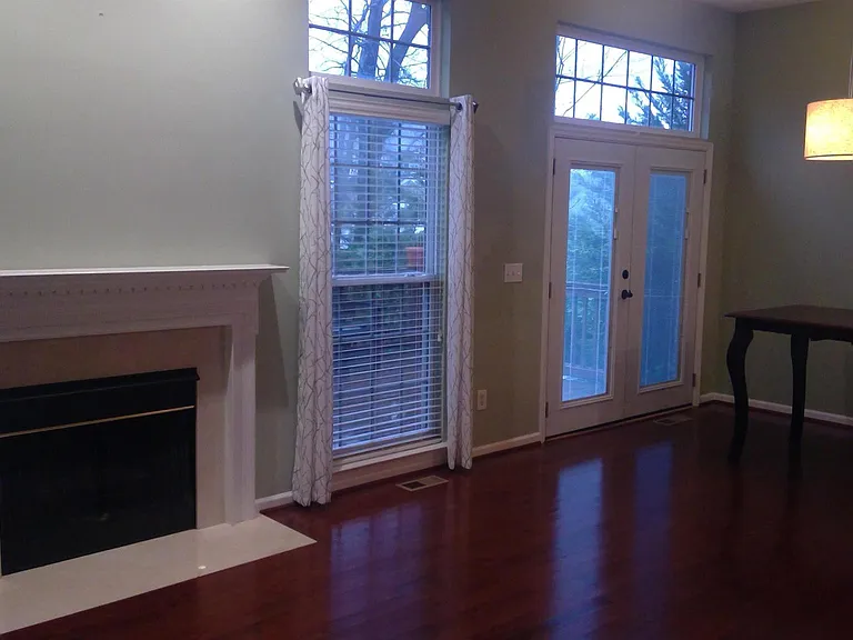 305 Sweetwater Ct — Photo 22