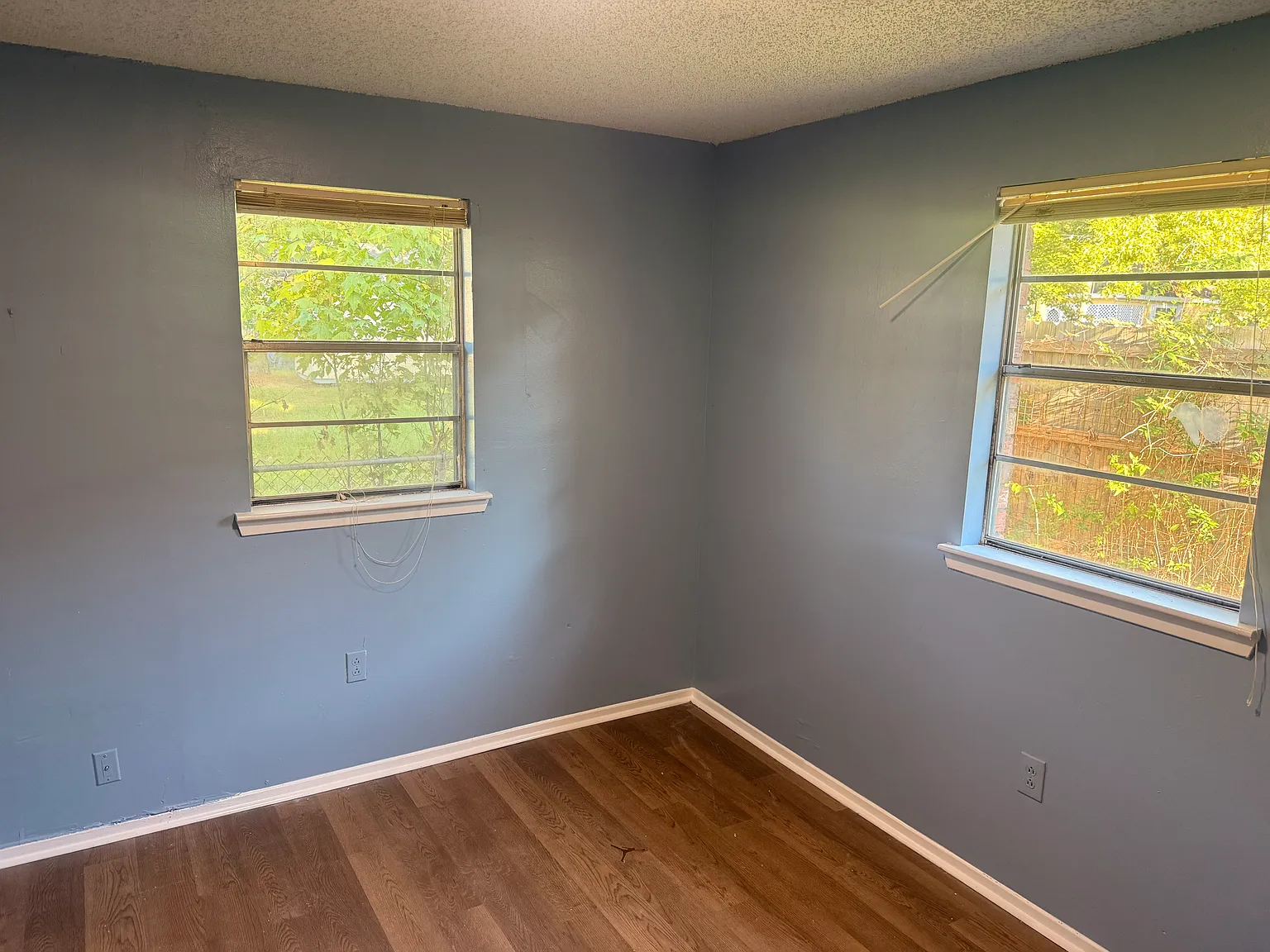 3 bed, 800 sqft, $975 — Photo 4