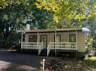 438 Sanders St, Clarkesville, GA 30523