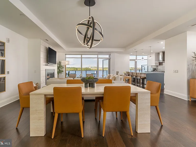 310 Strand St #503 — Photo 1