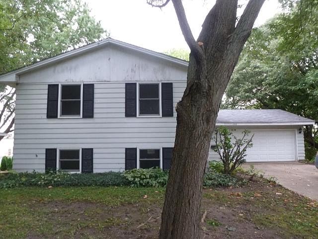 1st image of 1800 Lamplight Dr