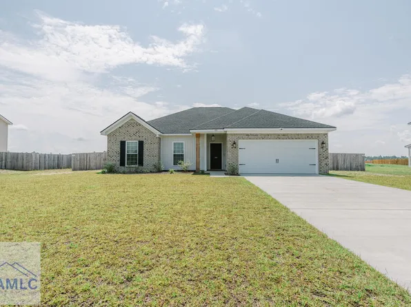 215 Deerfield Dr NE, Ludowici, GA 31316