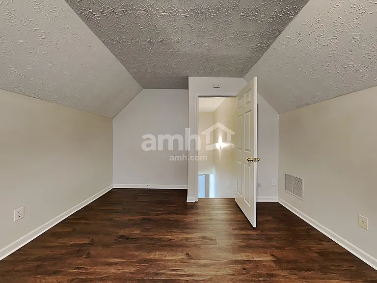 1552 Armende Cir — Photo 20