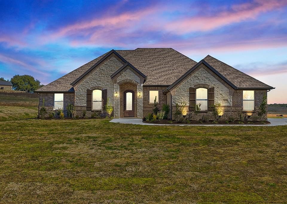1st image of 216 Maverick Ct