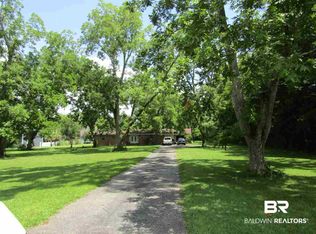 32821 W Carrier Dr, Lillian, AL 36549