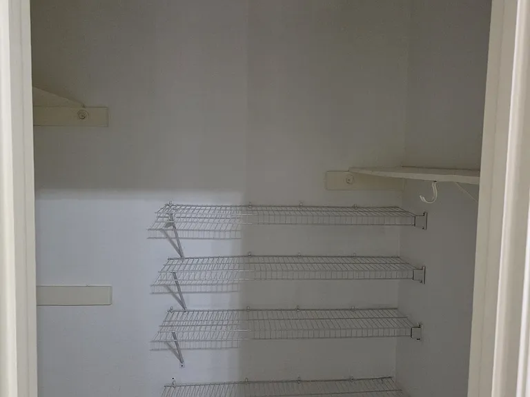 800 Trevor Way — Photo 5