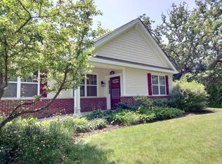 2538 Burnside Way, Waukegan, IL 60087