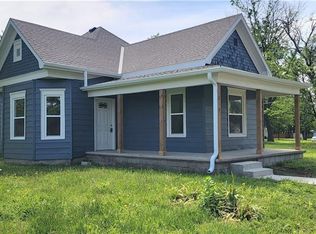 619 N Cottonwood St, Iola, KS 66749
