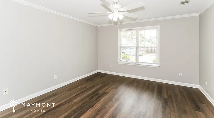 3 bed, 2.0 bath, 1622 sqft, $1,745 — Photo 4