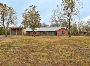 1915 Moffat Rd NW, Piedmont, OK 73078