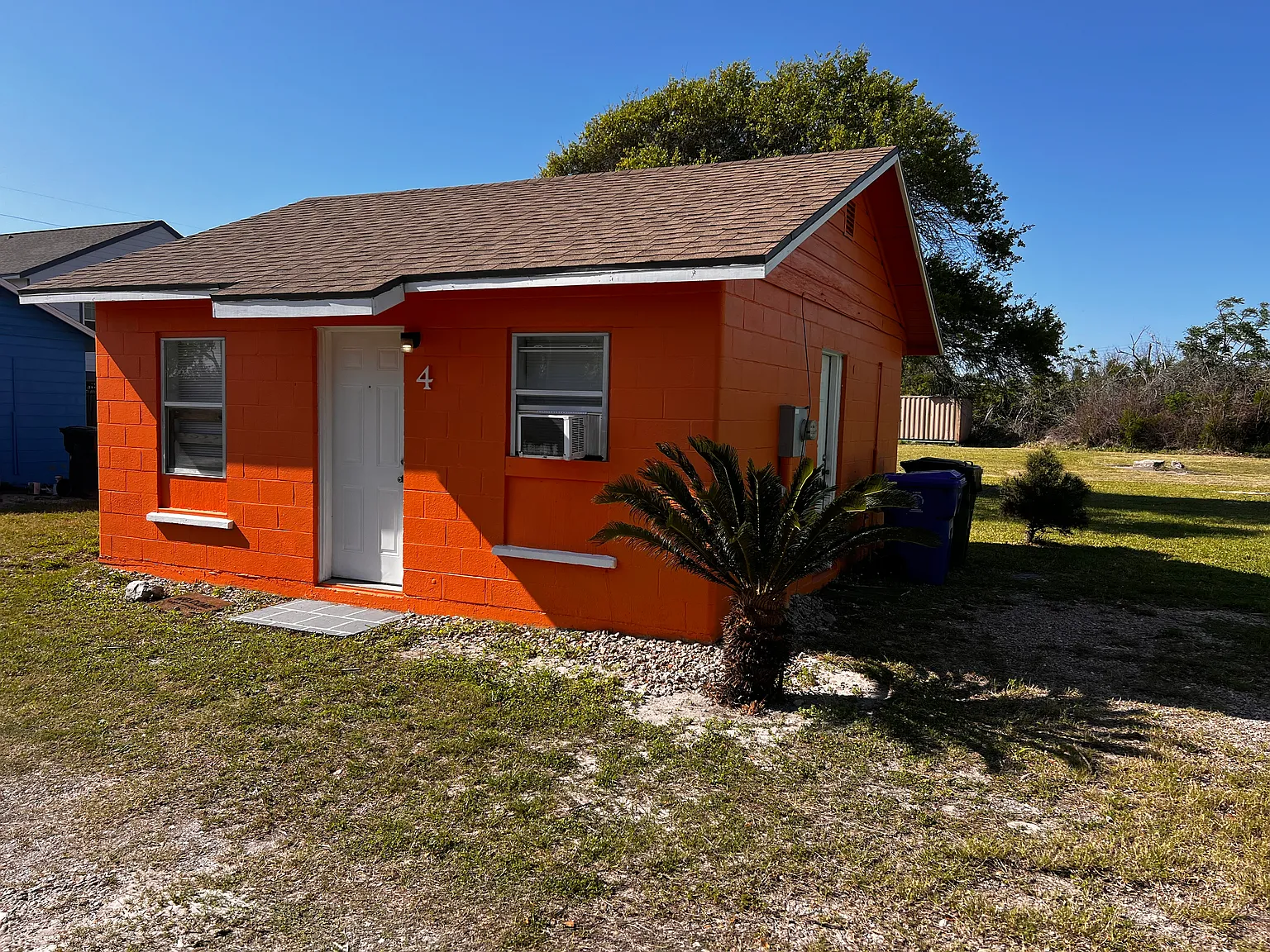 1 bed, 650 sqft, $700 — Photo 2