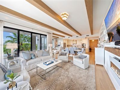 1135 3rd Ave S #409, Naples, FL, 34102