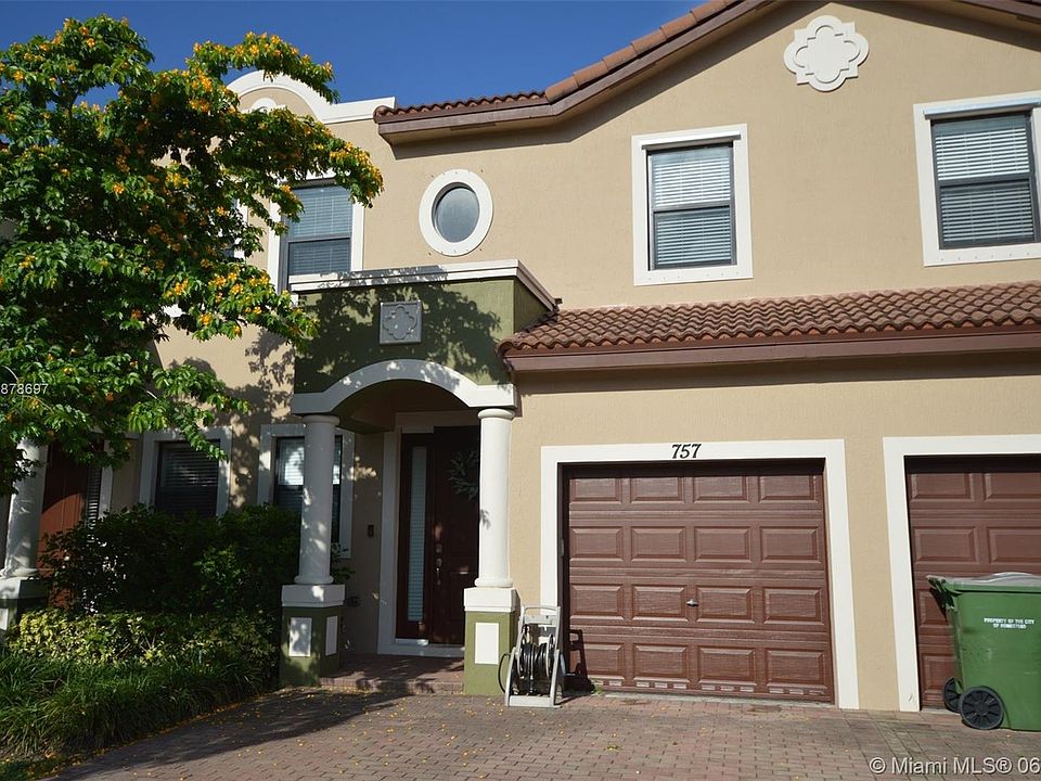1st image of 757 NE 34th Ave #757