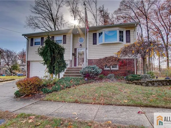111 Willry St, Woodbridge, NJ 07095