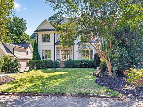 5th image of 351 Valley Brook Dr NE