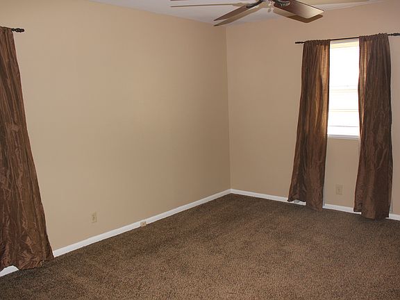 3rd image of 1703 E 13th St
