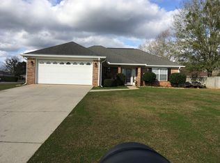 19835 Southfield Dr, Robertsdale, AL 36567