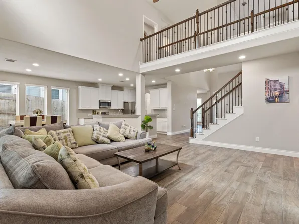 180 Santa Maria St, Georgetown, TX 78628