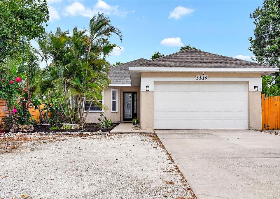 1st image of 2219 18TH AVENUE W