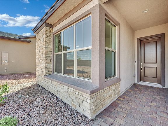 3rd image of 651 Kroker Ct