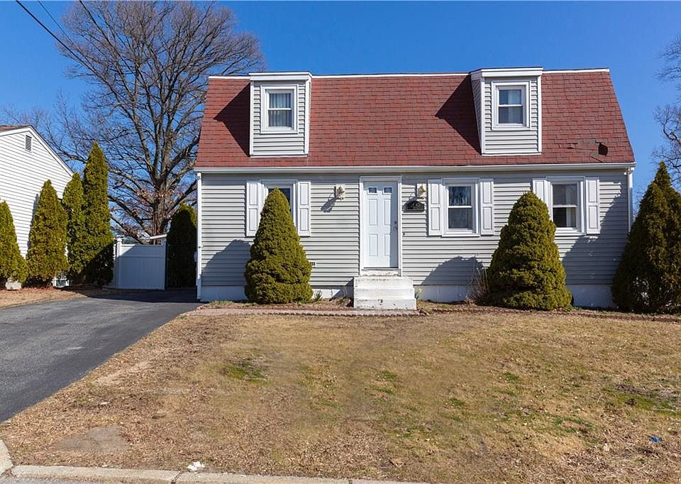1st image of 49 Oakdale Ave